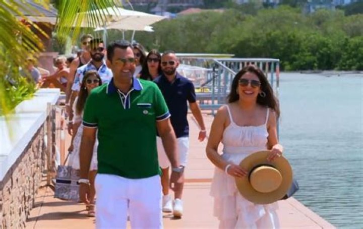 Below Deck's Karan Bakshi And Wife Not Impressed With Chef Rachel's Cooking