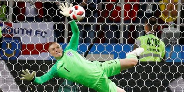 Christian Fruchtl: A Rising Star In The World Of Goalkeeping