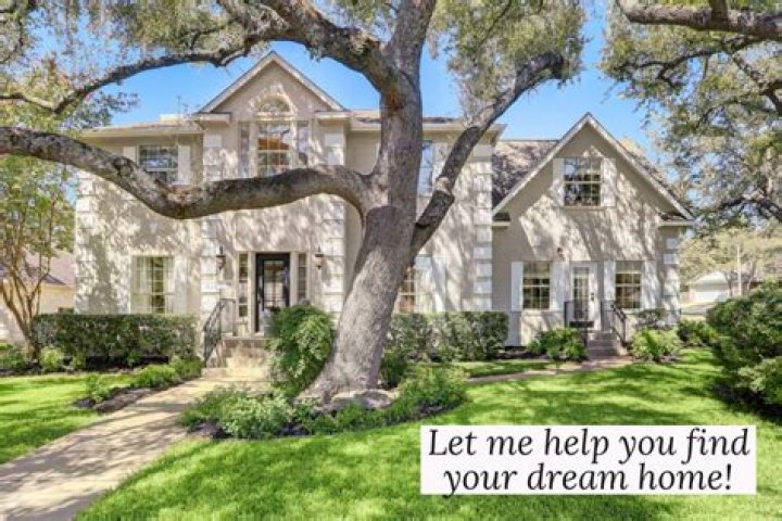 Find Your Perfect Home In 101 Davis Street Today